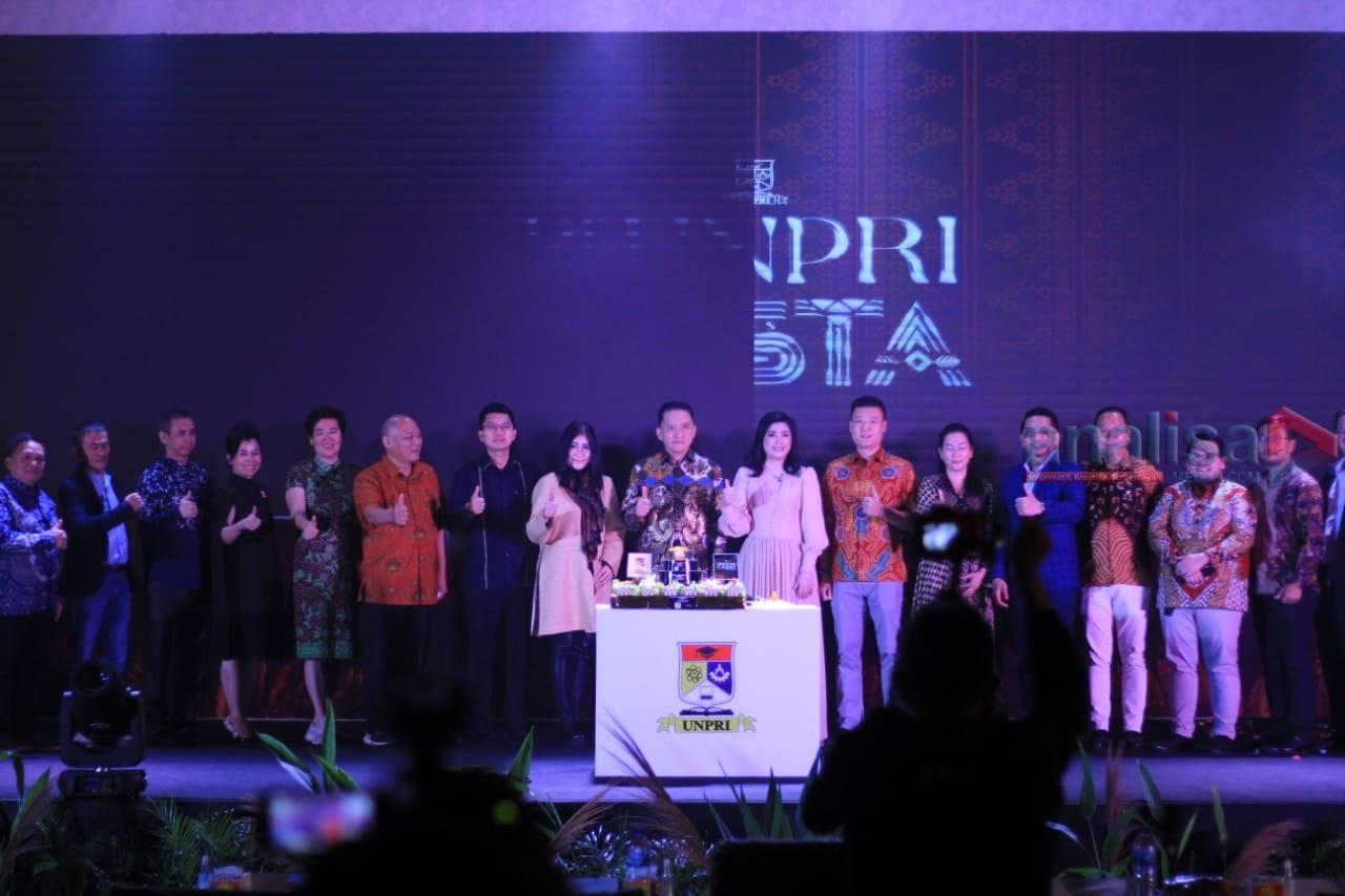 Gelar Mr dan Miss 2022, HUT ke-21 UNPRI Maju Pesat