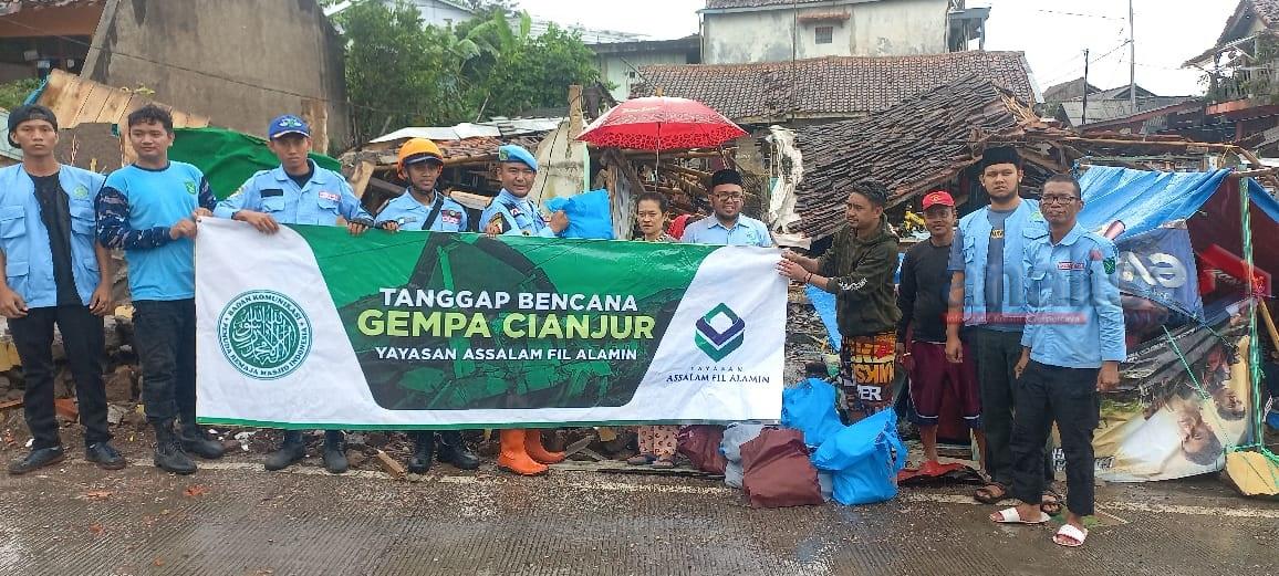 Bantuan Yayasan Assalam Fil Alamin dan BKPRMI Sangat Bermanfaat Bagi Korban Gempa Cianjur