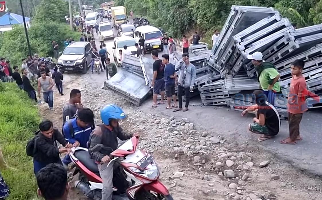Sejak 22 Desember, Truk dan Bus Tidak Bisa Lewat Jalur Batu Jomba-Tapsel
