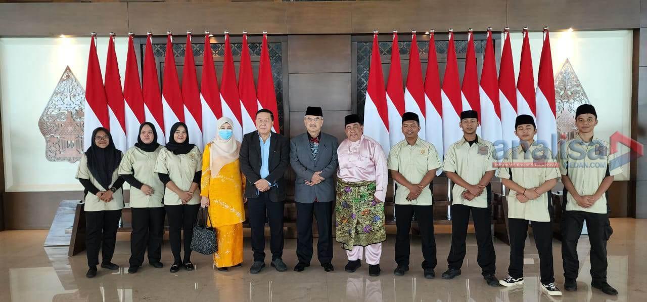 Tun Seri Setia HM Ali Rustam Instruksikan Seluruh Pimpinan DMDI di Indonesia Agar Bangun Masyarakat Melayu dan Islam