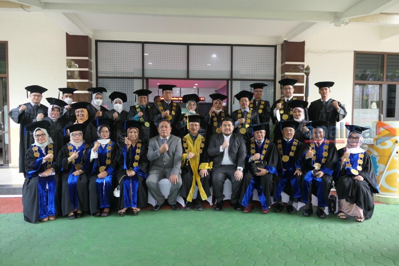 UMA Wisuda 1.152 Sarjana dan Magister