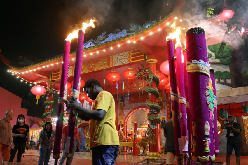Vihara Berhias Sambut Imlek 2023