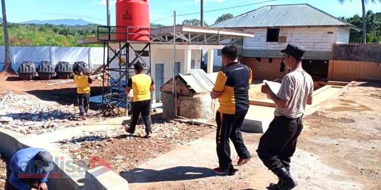 Bakti Religi, Polres Tapsel Gelar Kebersihan di Pesantren dan Panti Jompo