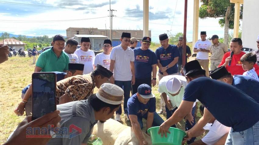 Keluarga Besar Gerindra Tapsel Sembelih 13 Ekor Sapi Dan Gelar Syukuran Bersama Warga
