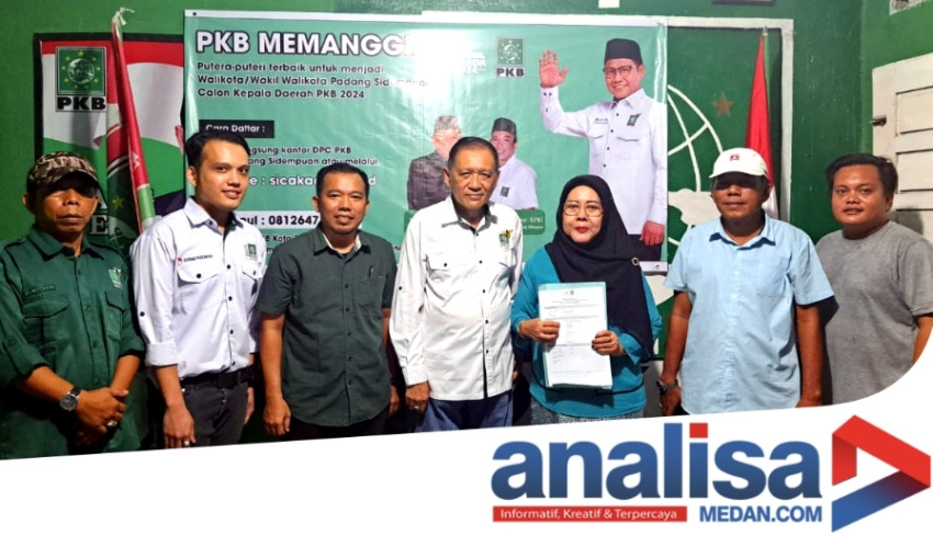 Maju Sebagai Balon Wakil Walikota Padangsidimpuan, Hj Sayhraini Mendaftar Ke PKB