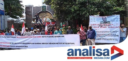 Hari Bhakti Adhyaksa, Fhoto Mantan Walikota Sidimpuan Terpampang di Kejagung