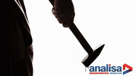 Waduh! Oknum Kepsek di Tapsel Ancam Guru Pakai Palu Hingga Ada Yang Pingsan