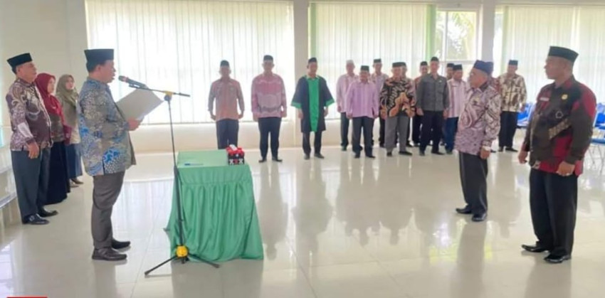 Kakan Kemenag Palas Lantik Dua Kepala Madrasah