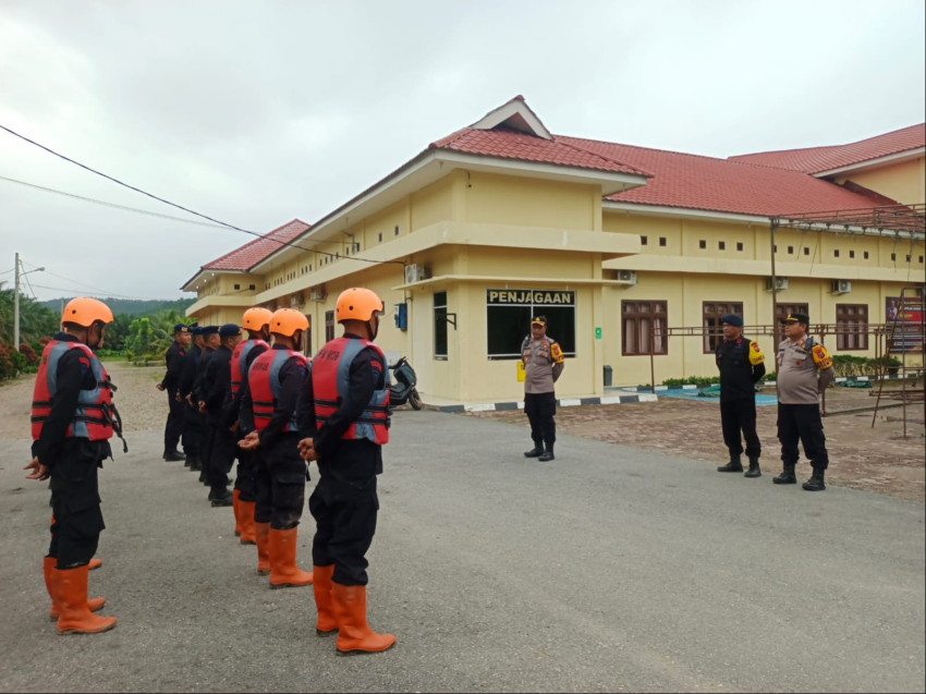 Polres Palas Gelar Apel Konsolidasi Dengan Personil BKO Brimob Penanganan Bencana Alam