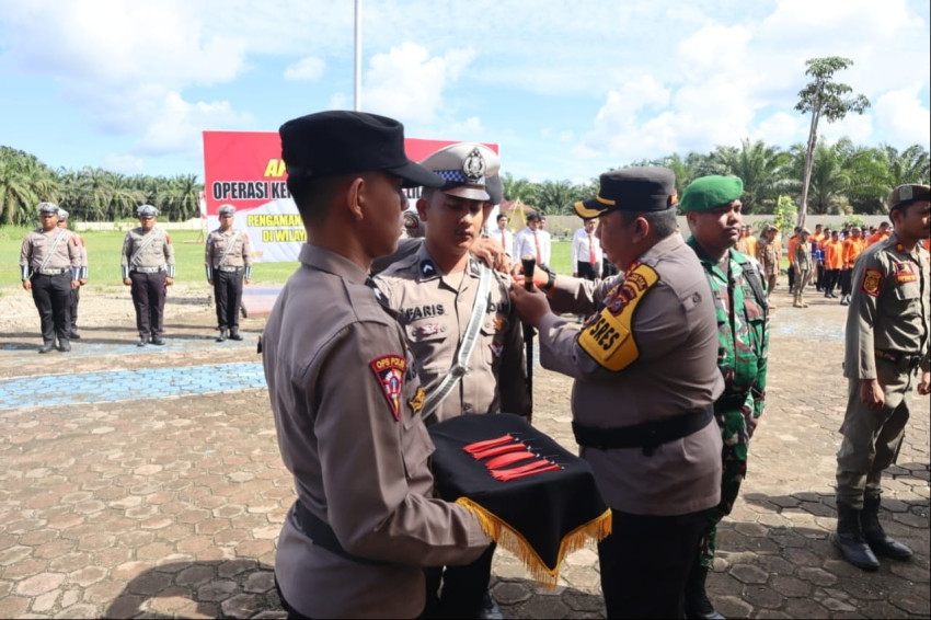 Kapolres Palas Pimpin Apel Gelar Pasukan Ops Lilin Toba