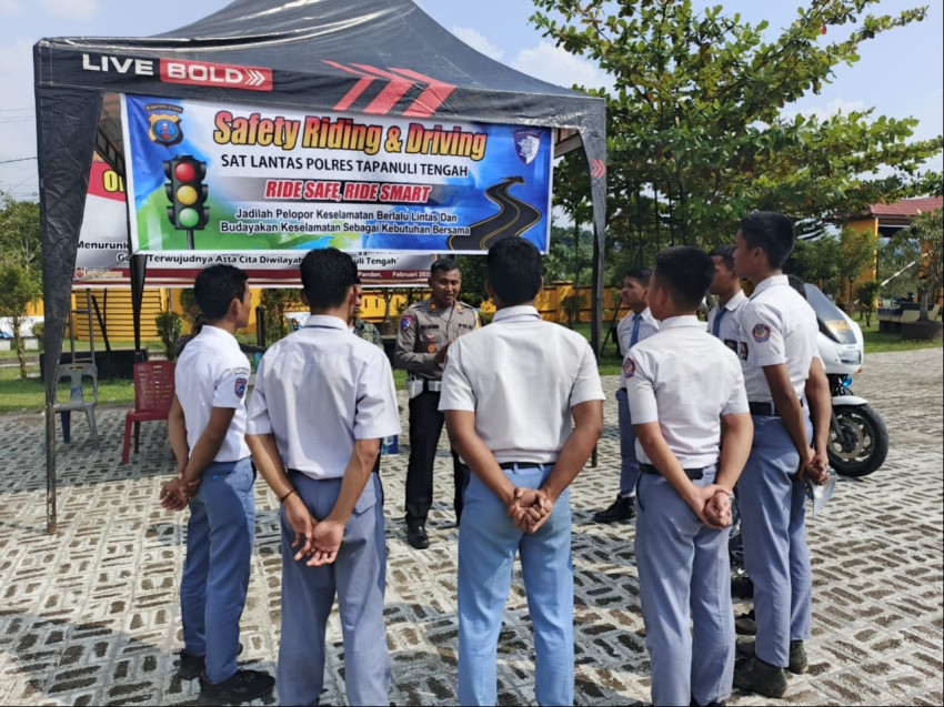 Polres Tapteng Gelar Safety Riding, Tekan Angka Kecelakaan Pelajar di Wilayah Hukum Polres Tapteng