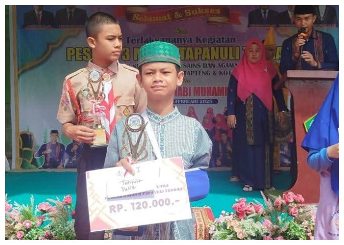 Keluarga Kurang Mampu Tapi Miliki Segudang Prestasi, Siswa MTsN  Sibolga Bertekad Lanjutkan Pendidikan ke Kota Medan