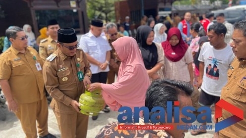 Cegah Kelangkaan dan Lojakan Harga Gas Subsidi, Walikota dan Pertamina Gencarkan Operasi Pasar di Padangsidimpuan