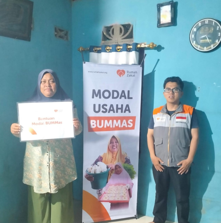 Rumah Zakat Salurkan Bantuan Modal Usaha kepada Anggota BUMMas Sejahtera Bersama di Gang Sakura