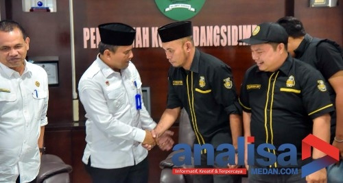 Walikota Padangsidimpuan Terima Audiensi Gerakan Anti Narkotika (GRANAT) Bahas Pembentukan Satgas