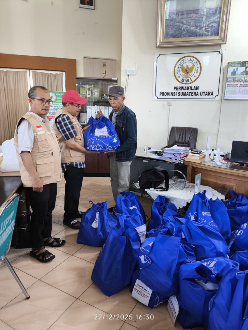 BWI Salurkan Bantuan Korban Bencana Alam Sumut-Aceh