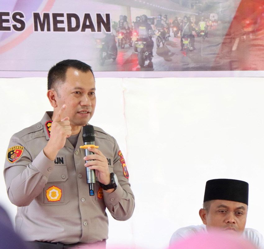 Kapolrestabes Medan Temui Warga Percut Sei Tuan, Bahas Keamanan Lingkungan hingga Narkoba