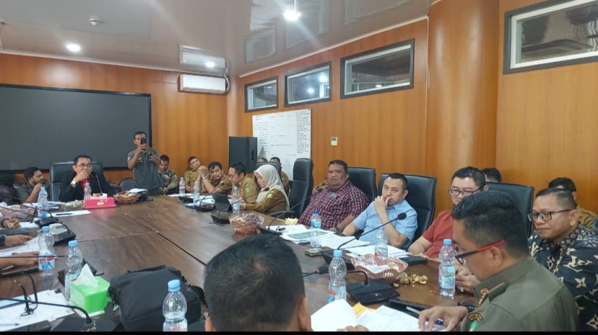 DPRD Medan Wacanakan Pembentukan Pansus Reklame
