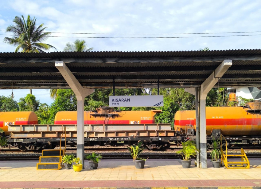 Percepat Distribusi ke Pelabuhan, KAI Sumut Angkut 9.855 Ton CPO di April 2026