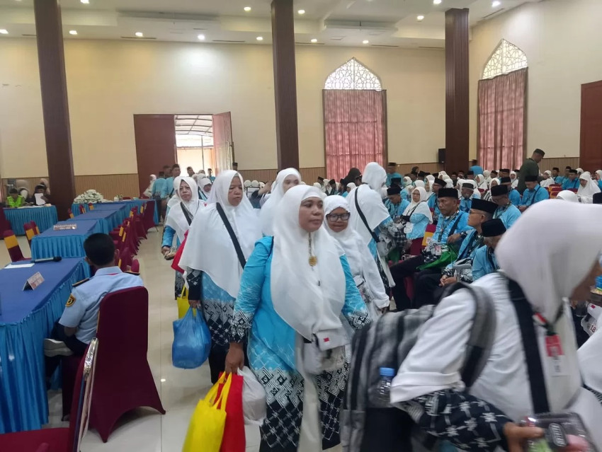 Asal Padangsidimpuan, Jemaah Kloter 12 Rawan Resti