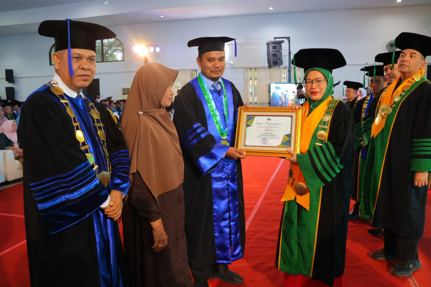 UINSU Wisuda 1.592 Lulusan, Rektor : Momentum Lahirnya Generasi yang akan Menjaga Masa Depan Bangsa
