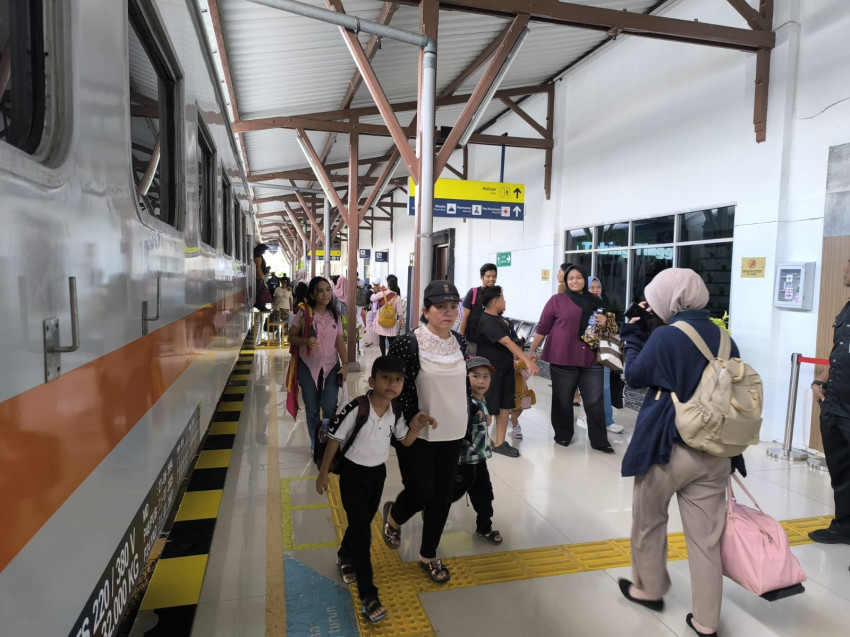 30 Ribu Pelanggan Gunakan Kereta Api di Sumut Selama Libur Panjang